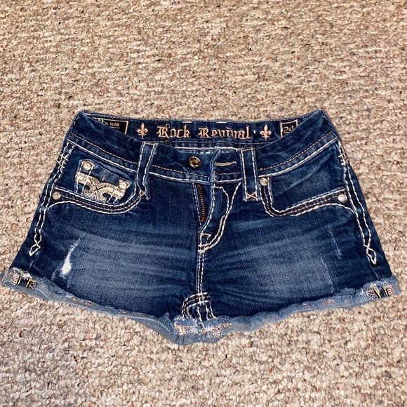 Rock Revival Denim Shorts - Picture 2 of 5
